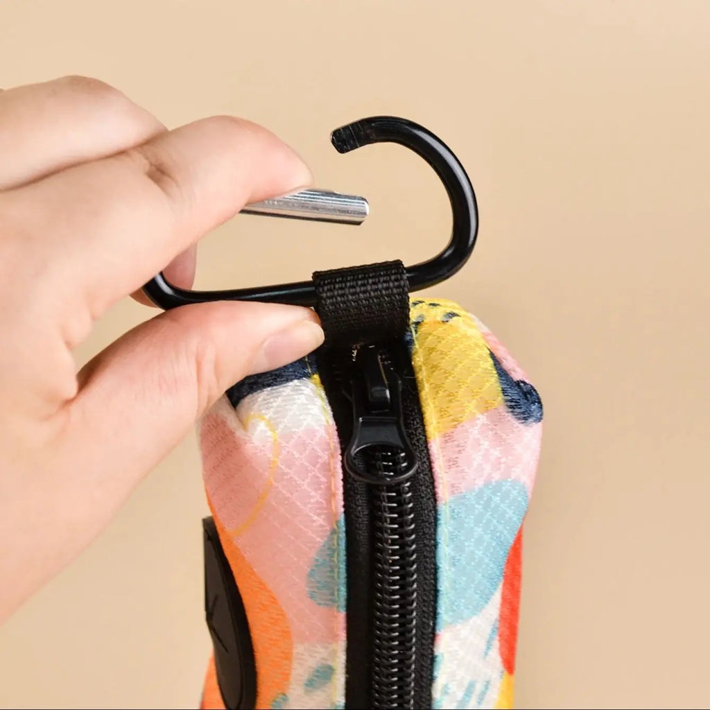 Dispensador de soporte para bolsa de excrementos de mascotas, diseño bonito con estampado abstracto, sin bolsa y correas para excrementos